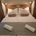 Banko Camping-2 By Interhome Πόρετς